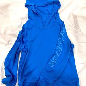 Like New Kids Patagonia hooded Surf tee